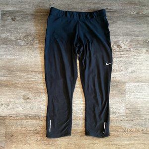 Nike Dri-Fit Capris Medium